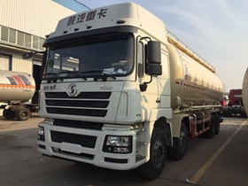 陜汽德龍F3000 40立方粉粒物料運輸車